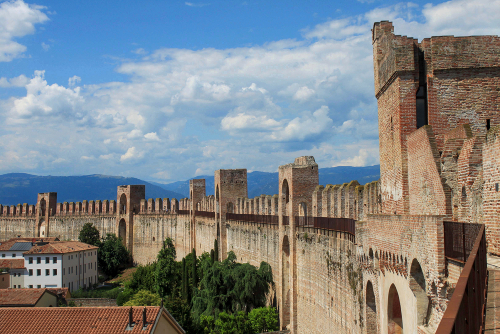 Fotos de Cittadella, uma cidade medieval murada na província de Pádua, norte da Itália, fundada no século XIII como posto militar avançado de Pádua