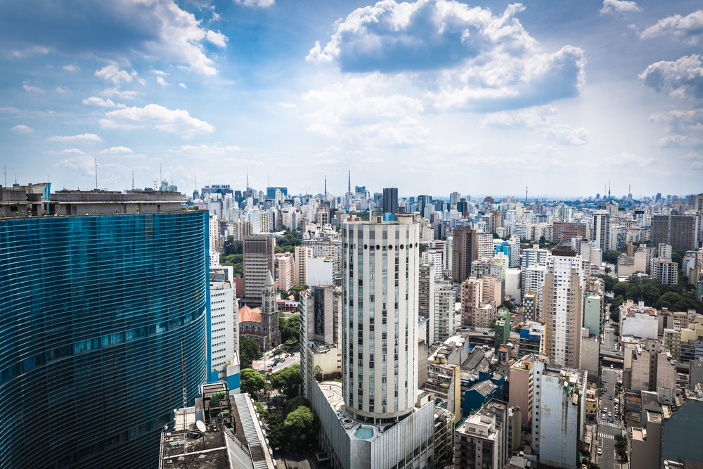 Vista panorámica de la ciudad de São Paulo con sus rascacielos.